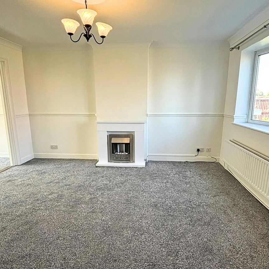 Detached house to rent on - Photo 1