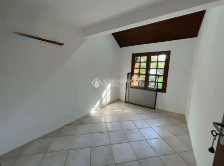 Casa com 5 quartos e 200m² para alugar em Cachoeira do Bom Jesus, Florianópolis. - Photo 3