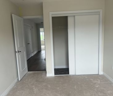For Lease - 169 Vanilla Trail, Thorold, Ontario - Photo 3