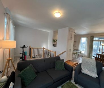 4 1/2 JUILLET-haut de duplex - Photo 2