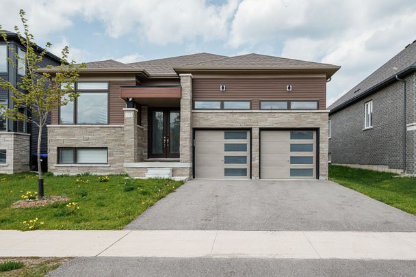 For Lease - 172 Ramblewood Drive, Wasaga Beach, Ontario - Photo 1