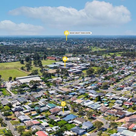 PRACTICAL, PEACE & PRIVATE! - Photo 5