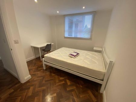 3 bedroom apartment to rent - Photo 3