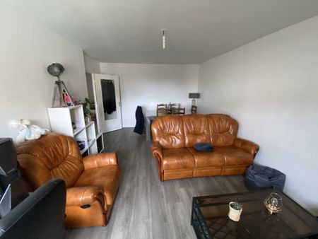 Location Appartement 3 pièces 64m² ANGERS 49000 - Photo 4