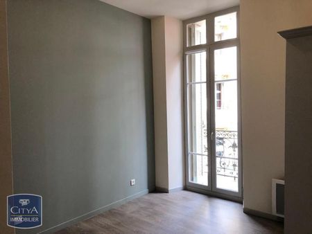 Location Appartement 3 pièces 78m² TOULON 83000 - Photo 2