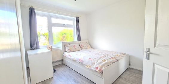 1 bedroom semi-detached house to rent - Photo 3