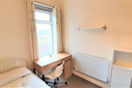 St. Davids Terrace - Photo 2