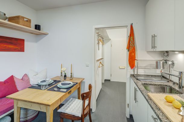 Gepflegte Wohnung mit Terrasse auf Zeit mieten - Foto 1