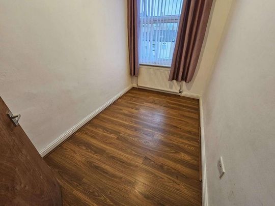 3 bedroom apartment to rent - Photo 1