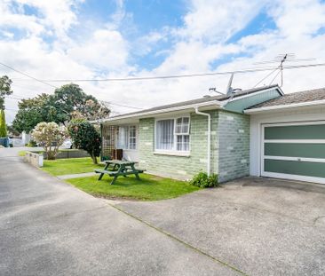 CENTRAL HUTT - Photo 1