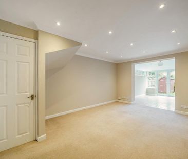 2 bedroom terraced house to rent - Photo 2