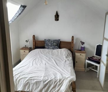 2 Bed Maisonette, Wakefield Road, BN2 - Photo 6