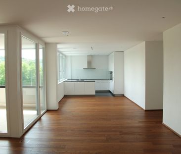 Grosszügige 4.5-Zimmer-Wohnung mit Balkon und schöner Aussicht in S... - Foto 3