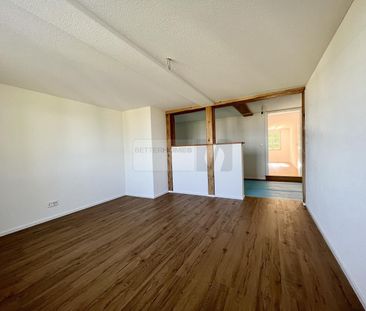 BEAUTIFUL, NATURE-LOVING AND NEW-VALUE - Photo 4