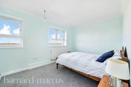Laburnum Road, Mitcham - Photo 2