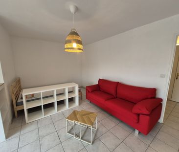 Location Appartement 40m² HENIN BEAUMONT 62110 - Photo 6