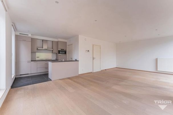 Appartement te huur - Photo 1