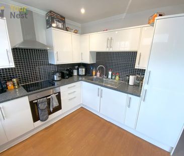 Bedroom 1, Cottage road, Headingley, Leeds, LS6 4DD - Photo 6