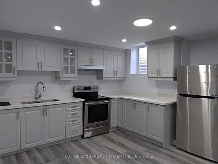 For Lease - 4297 Trailmaster Drive Unit# B 2, Mississauga, Ontario - Photo 3