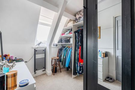 3 bedroom apartment to rent - Photo 2