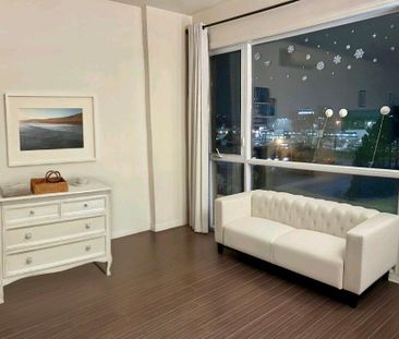 🏢 Grand 3½ moderne avec stationnement intérieur – Disponible 1er ju... - Photo 1