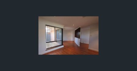 Spacious, Sophistaced & Superb location!! - Photo 2