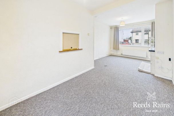 40 Cherryhill Road, Dundonald, Belfast, BT16 1JJ - Photo 1