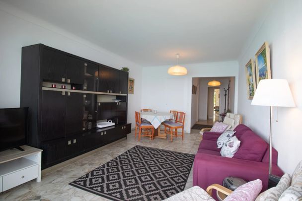 BIEN EN LOCATION SAISONNIÈRE - APPARTEMENT AVEC VUE PANORAMIQUE MER - Photo 1