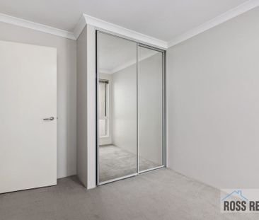 Low Maintenance Living! - Photo 3