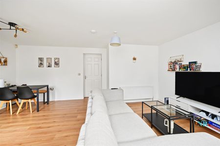 Apt 2 Meadow House 47 The Boulevard, Belfast, BT7 3LN - Photo 3