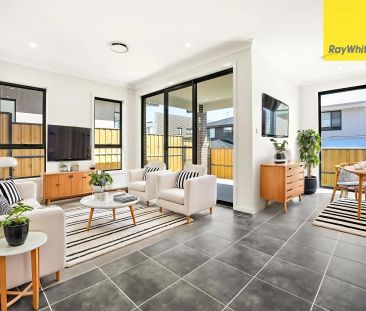 Stylish Contemporary Comfort in the Heart of Box Hill - Photo 3