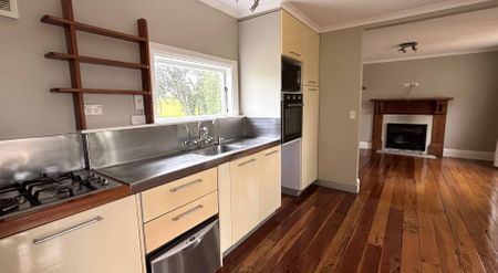 10 Minutes from town - Photo 3