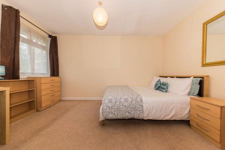 4 bedroom house to rent - Photo 4