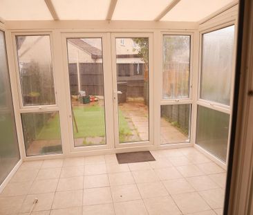 2 bedroom semi-detached house to rent - Photo 4