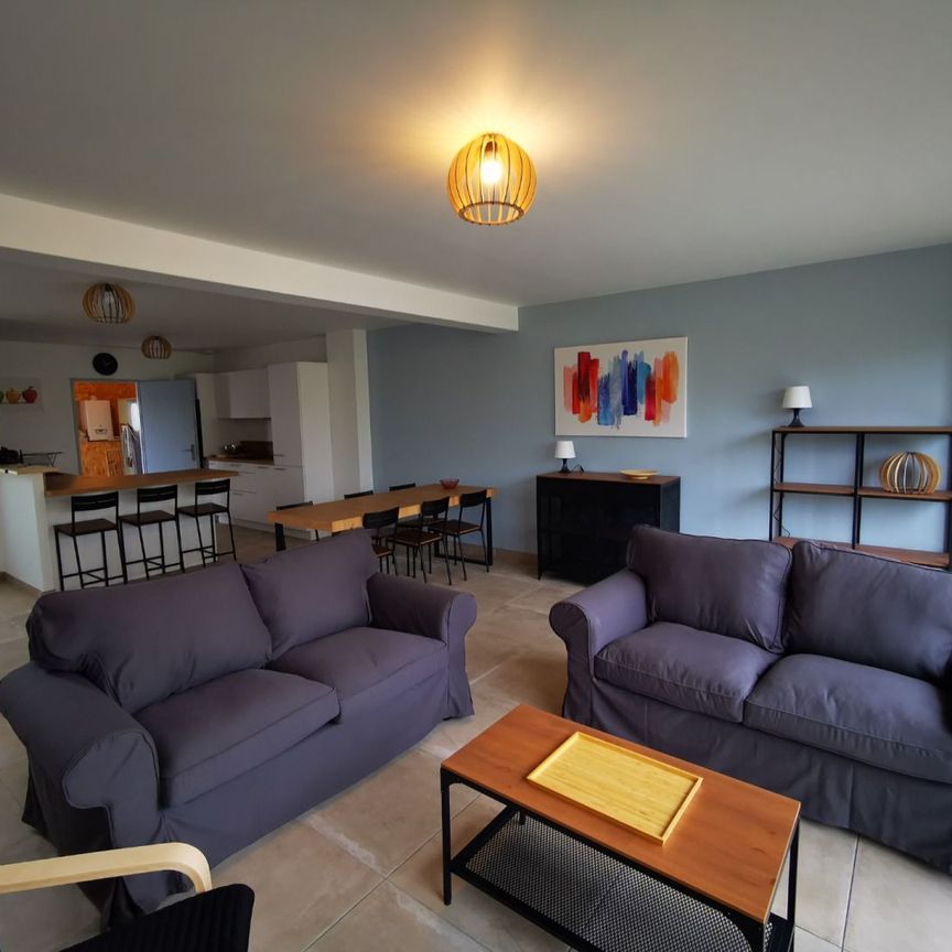 CHAMBRES MEUBLEES ETUDIANT - Photo 1