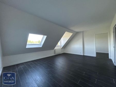 Location Appartement 4 pièces 88m² CHATEAUROUX 36000 - Photo 2