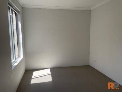 Affordable Three Bedroom Family Home - Photo 2