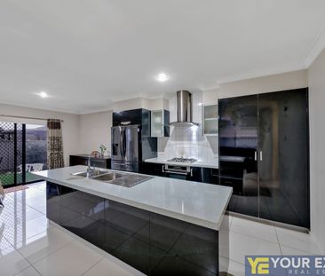 Cute Home, Great Location - Photo 5