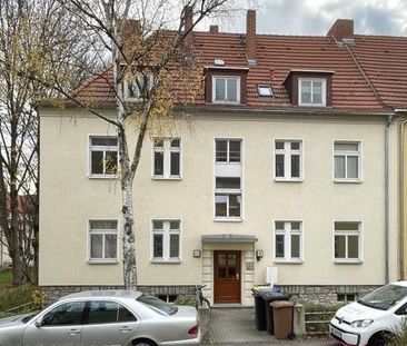 Schöne und renovierte 2-Raum-Wohnung mit Balkon! - Foto 3