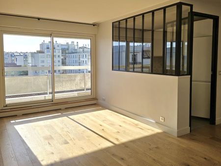 Location Appartement 3 pièces 81m² PARIS 15ème - Photo 2