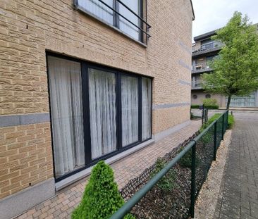 Uitstekend gelegen ruim gelijkvloers app. met 2 slaapkamers, terras... - Photo 3
