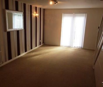 2 Bed Terraced House, Newhouse Road, G42 - Photo 6