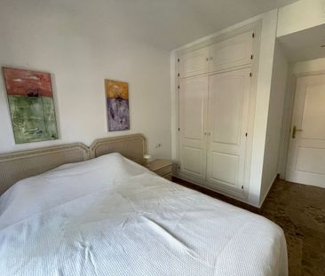 Middle Floor Apartment · San Pedro de Alcántara - Photo 4