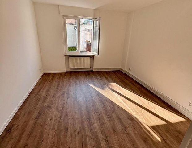 Erstbezug nach Komplettrenovierung! 4-Zimmerwohnung in der Mainzer Neustadt, nähe Zollhafen & Rhein - Foto 1