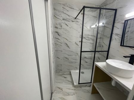 Location Appartement 3 pièces 55m² RODEZ 12000 - Photo 5