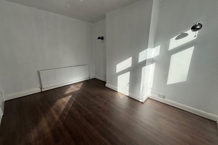 Norman Road - Photo 2