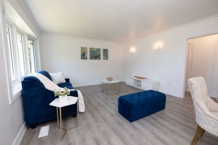 For Lease - 106 Whites Road, Quinte West, Ontario - Photo 5