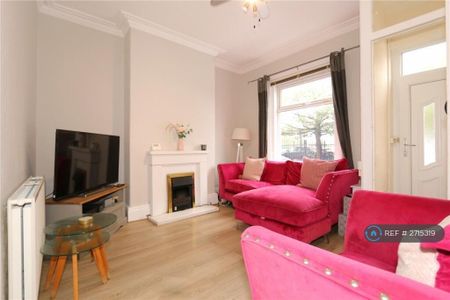 2 bedroom terraced house to rent - Photo 3