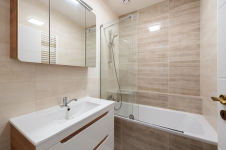 Pronájem bytu 4+kk 85 m² - Photo 3