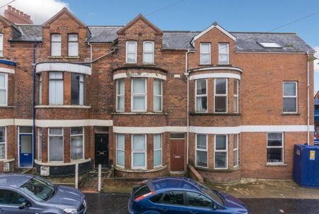 8 Donnybrook Street, Belfast, BT9 7DB - Photo 3